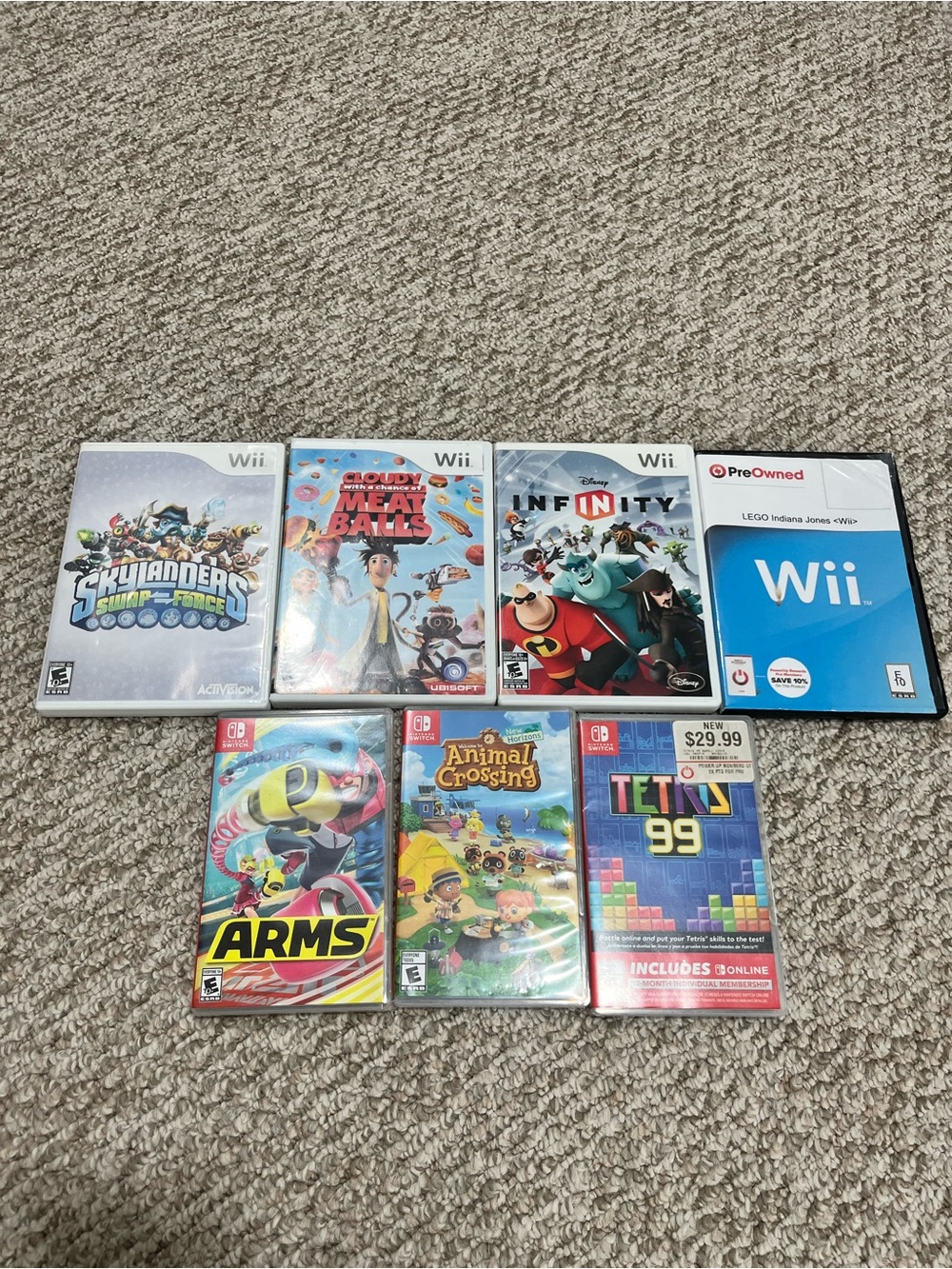 4 Wii games and 3 Nintendo switch games